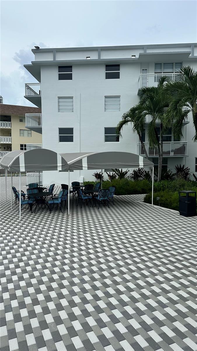 1913 S Ocean Dr # 410