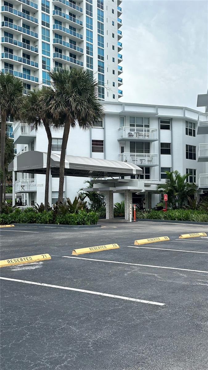 1913 S Ocean Dr # 410