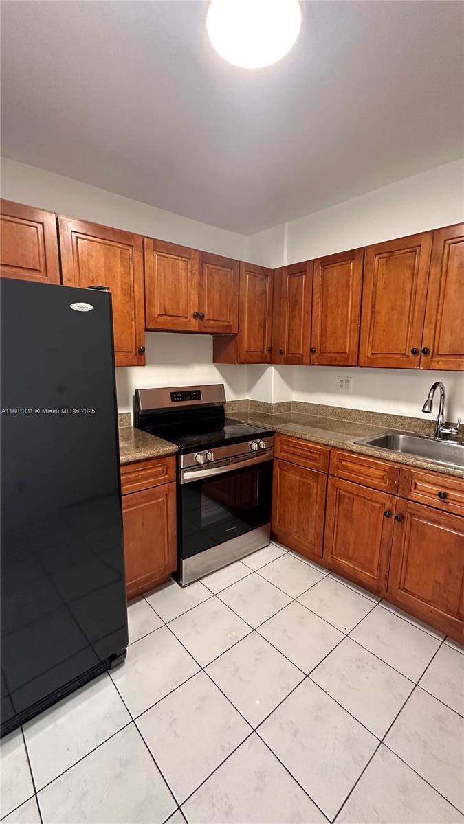 1913 S Ocean Dr # 410