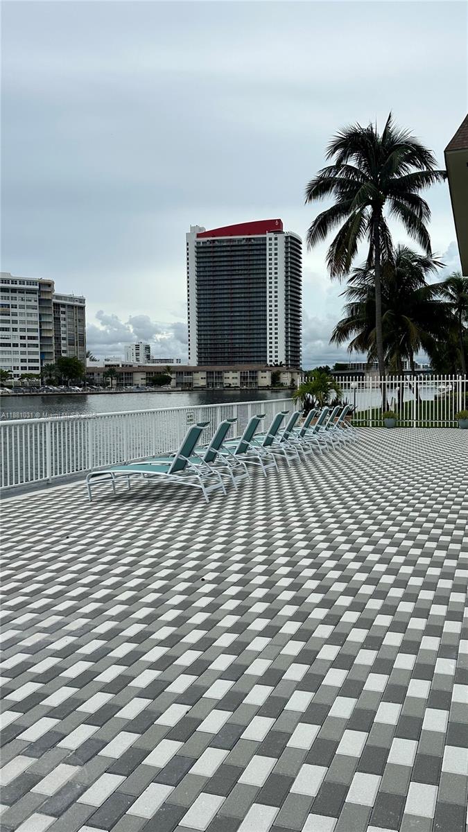 1913 S Ocean Dr # 410
