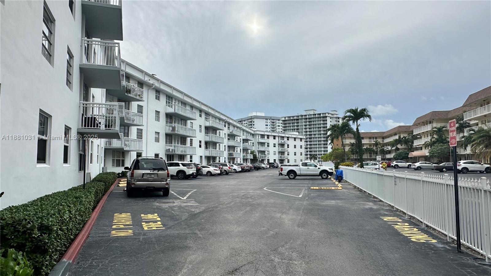 1913 S Ocean Dr # 410