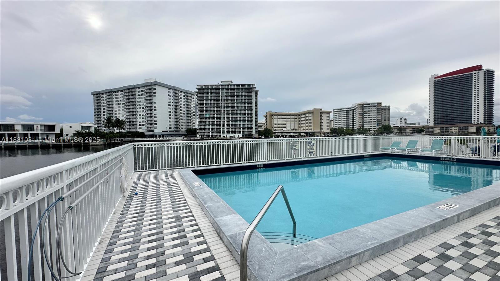 1913 S Ocean Dr # 410