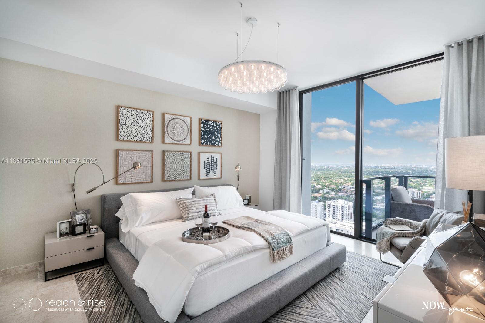 88 SW 7th St # 2406, Miami Unit: 2406