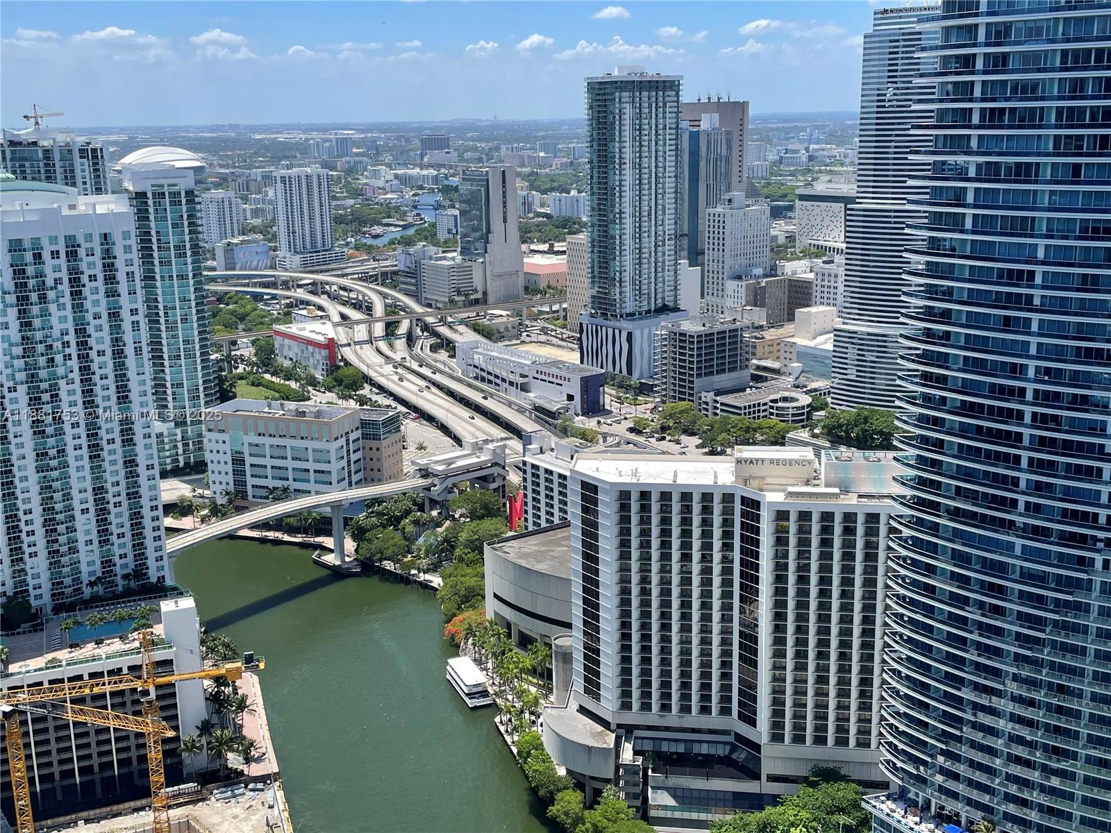475 Brickell Ave # 4812