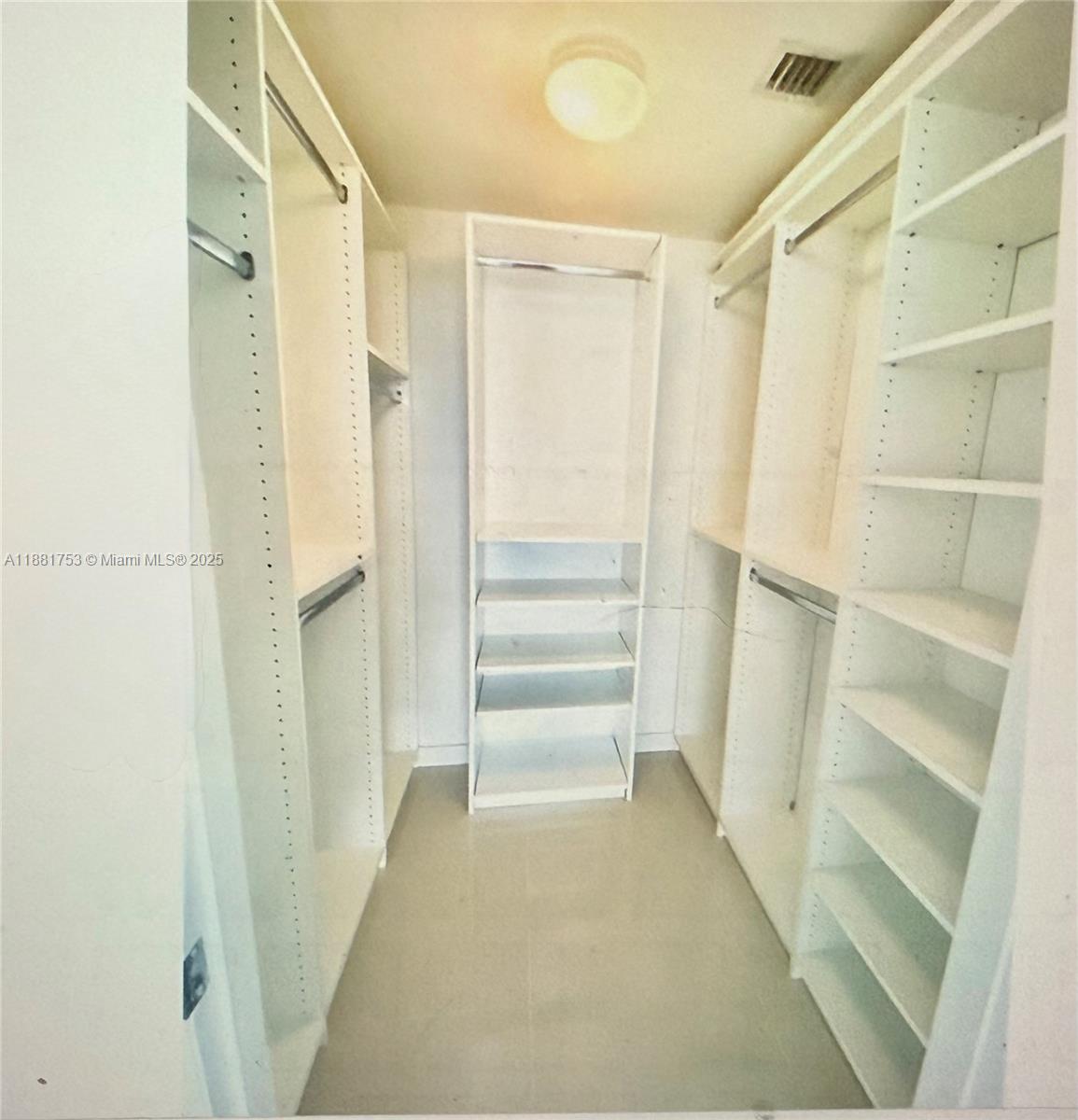475 Brickell Ave # 4812