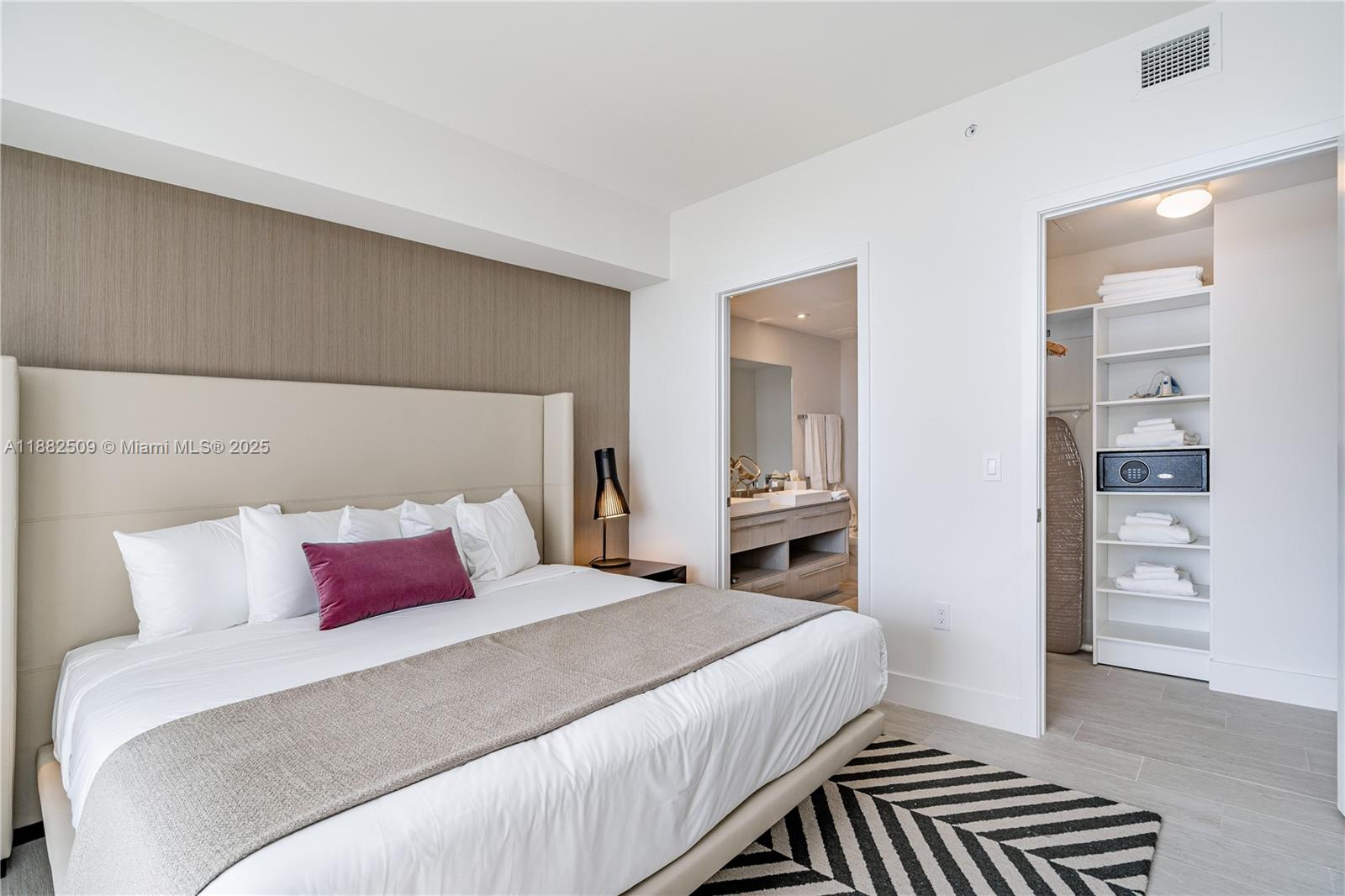 4010 S Ocean Dr # 2709