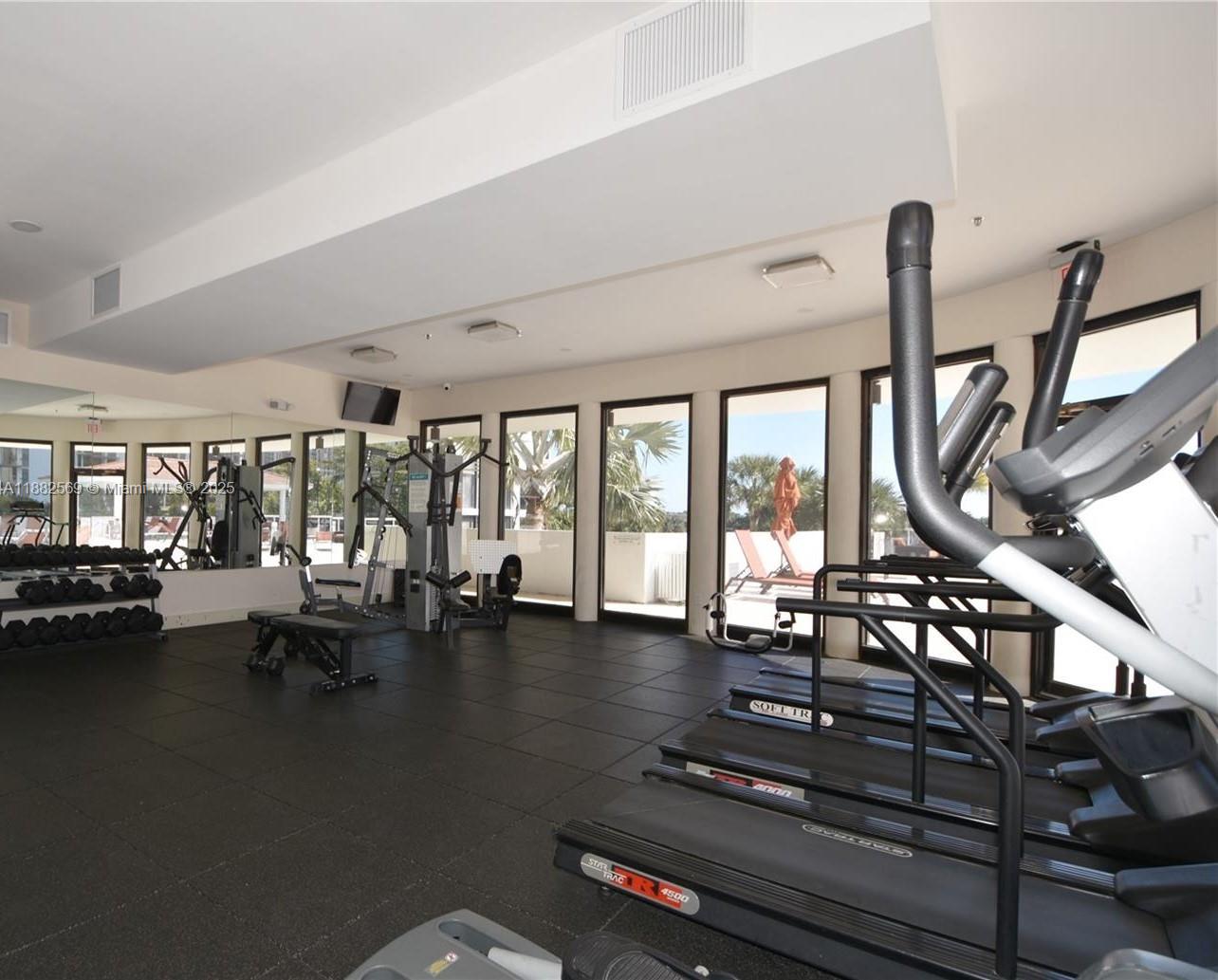 20515 E Country Club Dr # 442