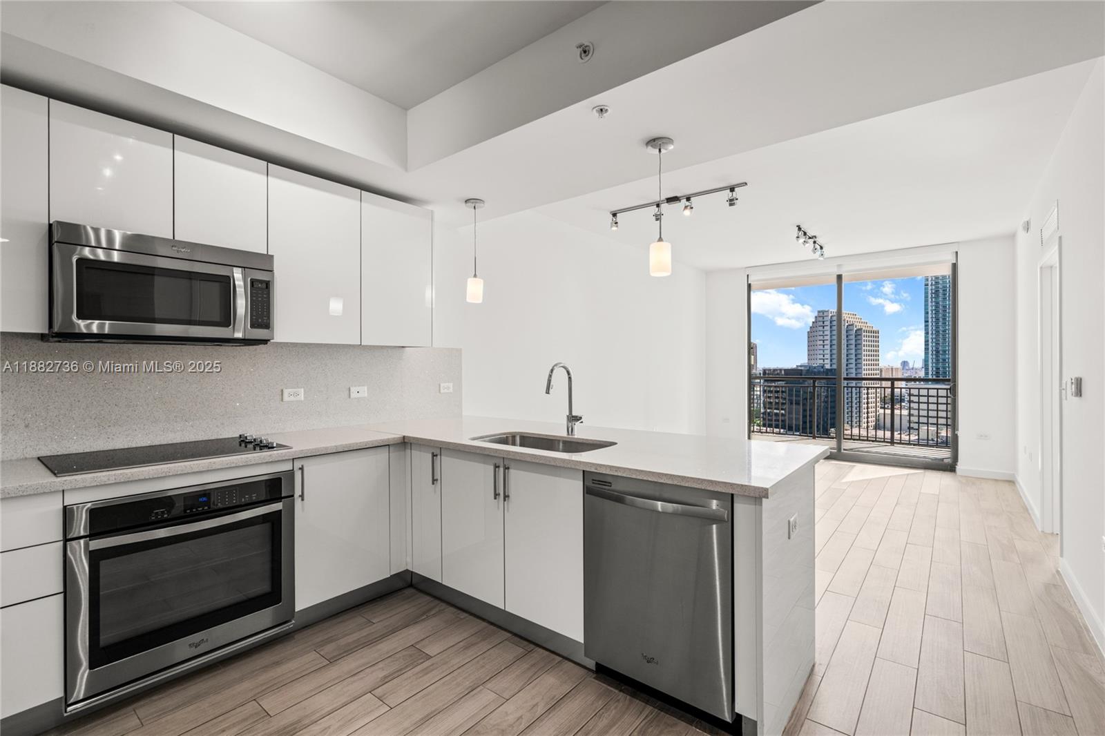 999 SW 1st Ave # 2208