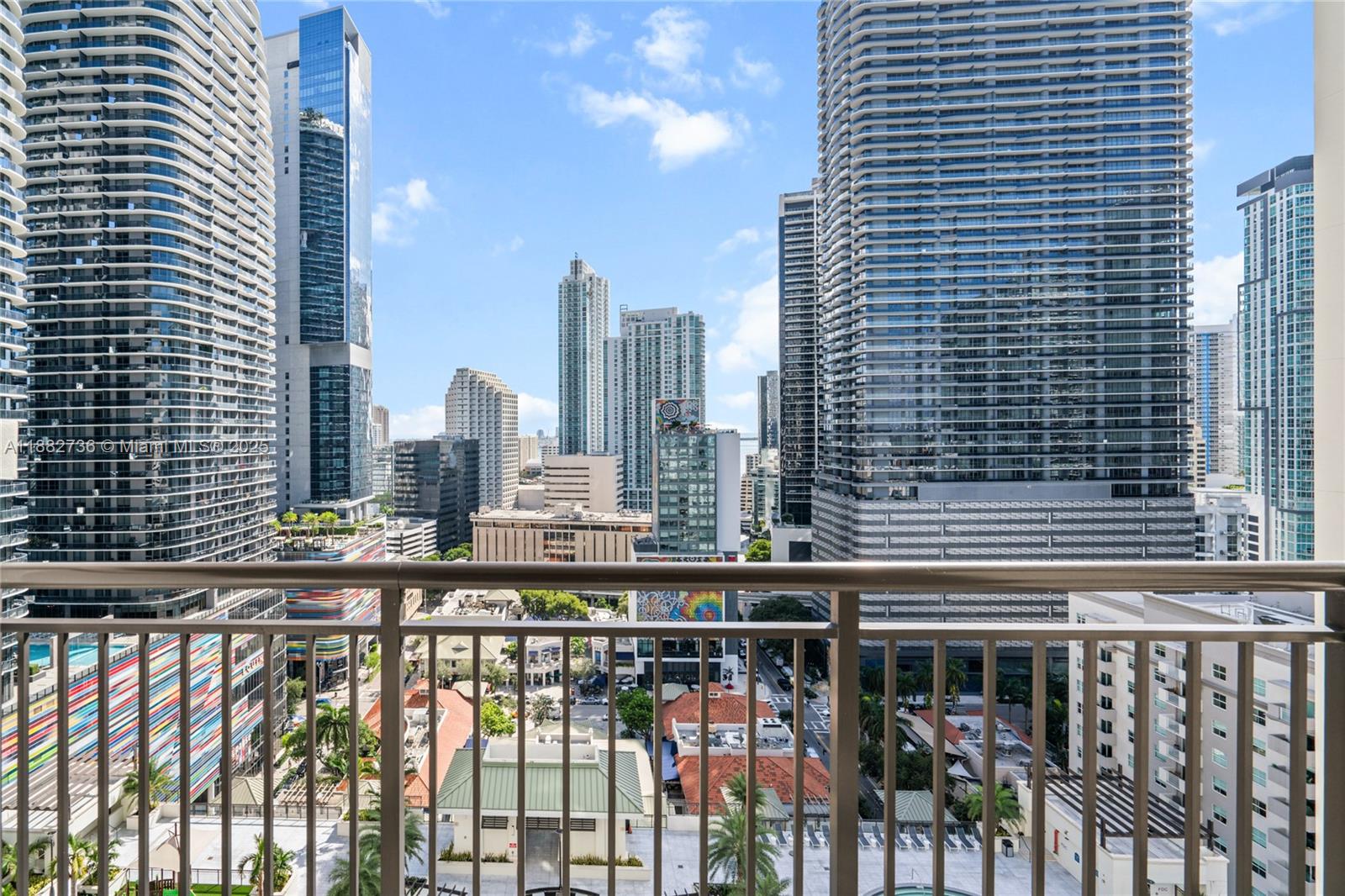 999 SW 1st Ave # 2208