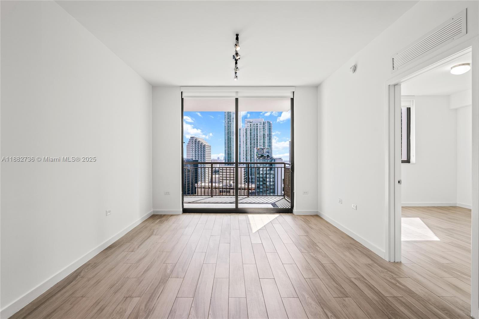 999 SW 1st Ave # 2208
