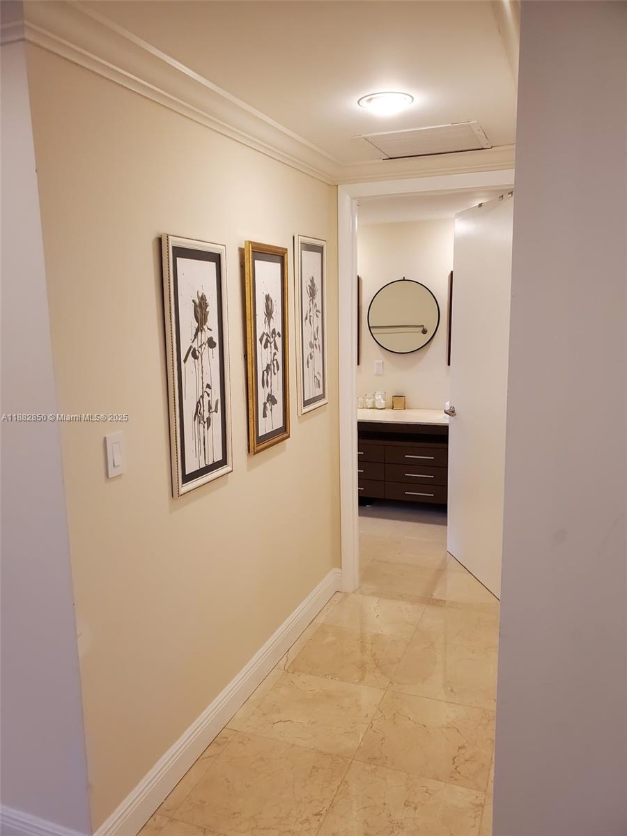495 Brickell Ave # 707
