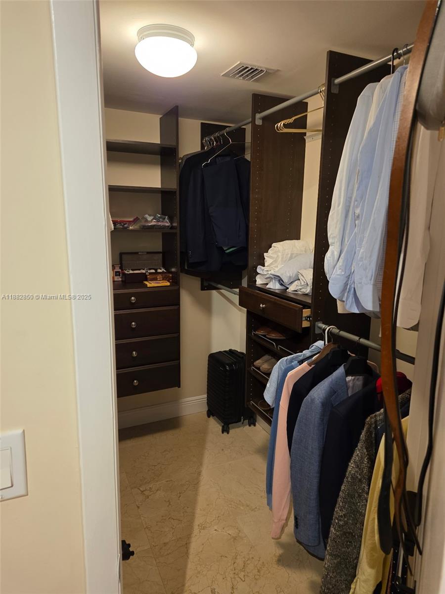 495 Brickell Ave # 707