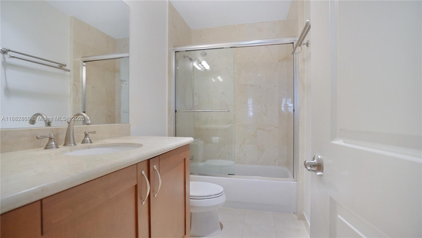 642 Valencia Ave # 207