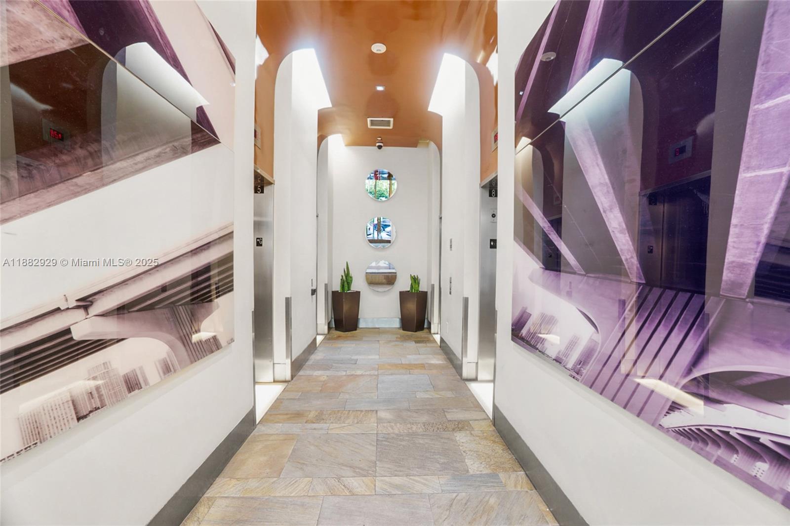 500 Brickell Ave # 1701