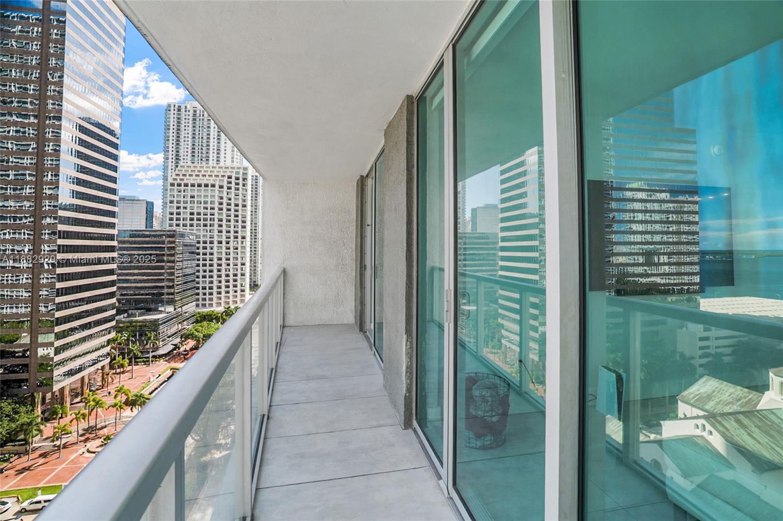 500 Brickell Ave # 1701