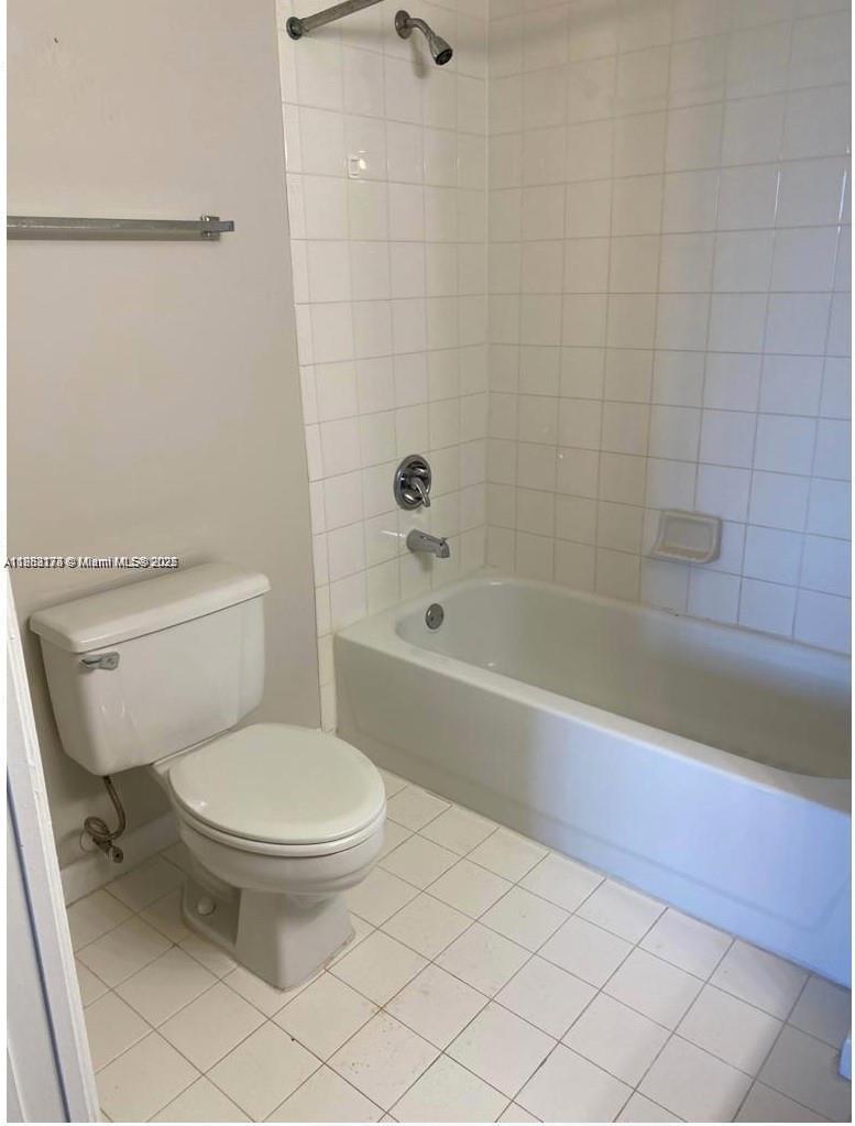 19601 E Country Club Dr # 7303