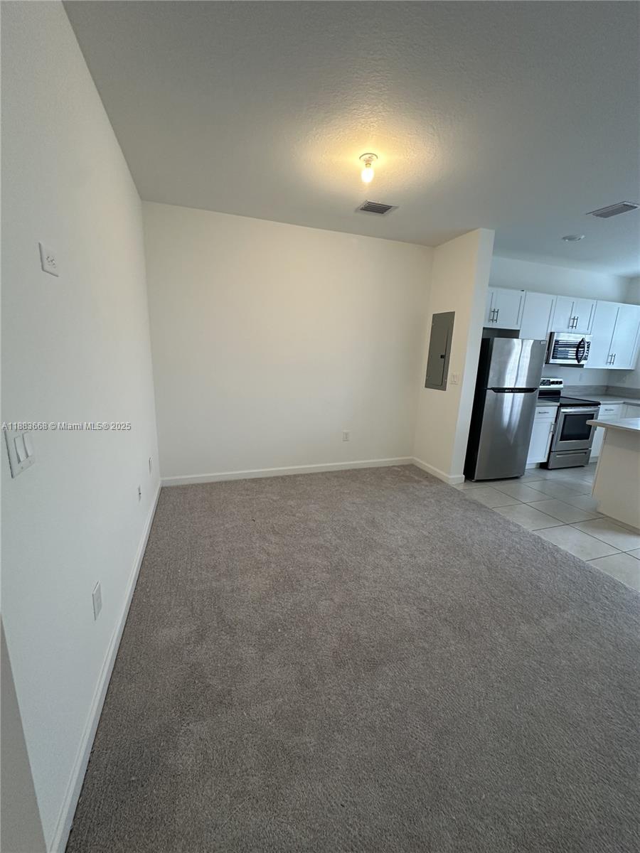 21430 NE 3rd Pl
