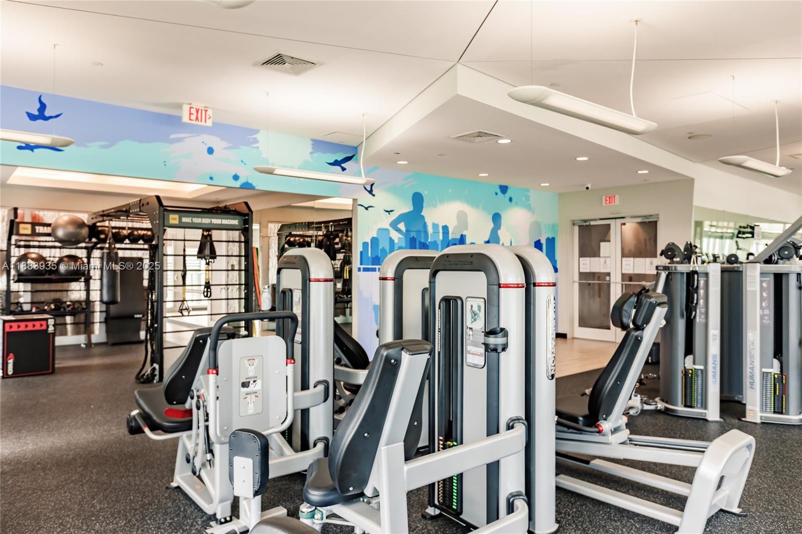 79 SW 12th St Unit: 2512-S