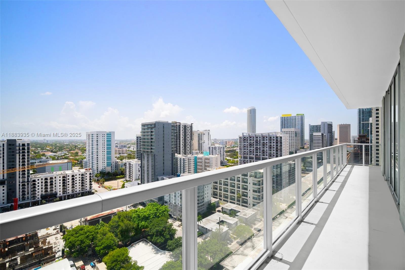 79 SW 12th St Unit: 2512-S