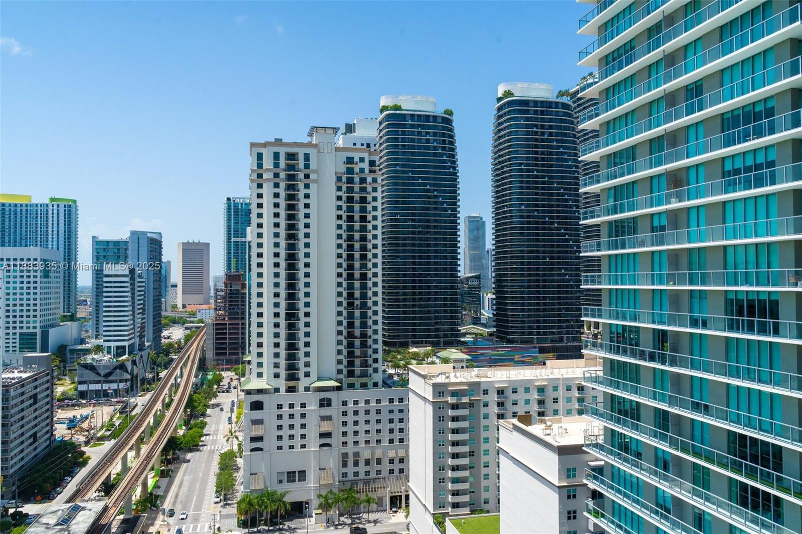 79 SW 12th St Unit: 2512-S