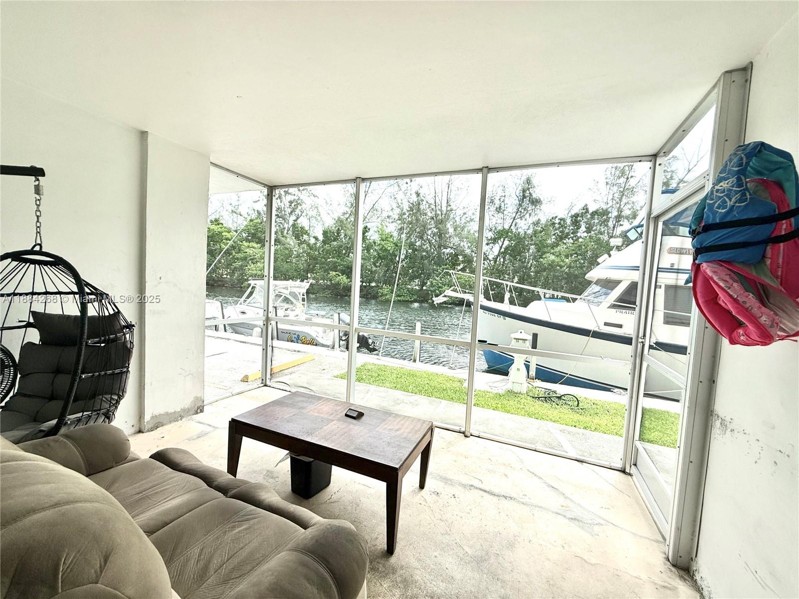 3660 NE 166th St Unit: 101 +40' Deeded Dock