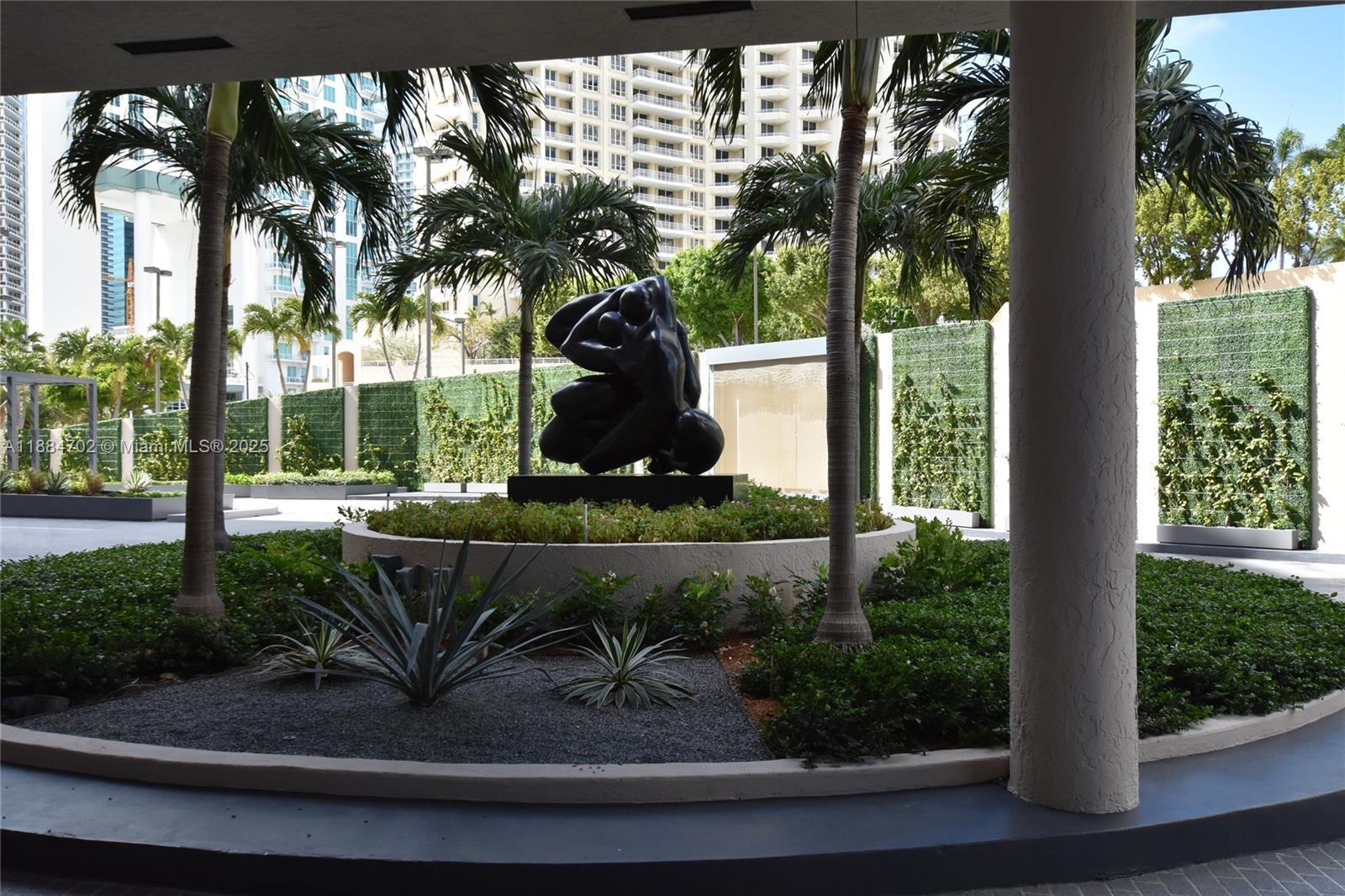 540 Brickell Key Dr # 507