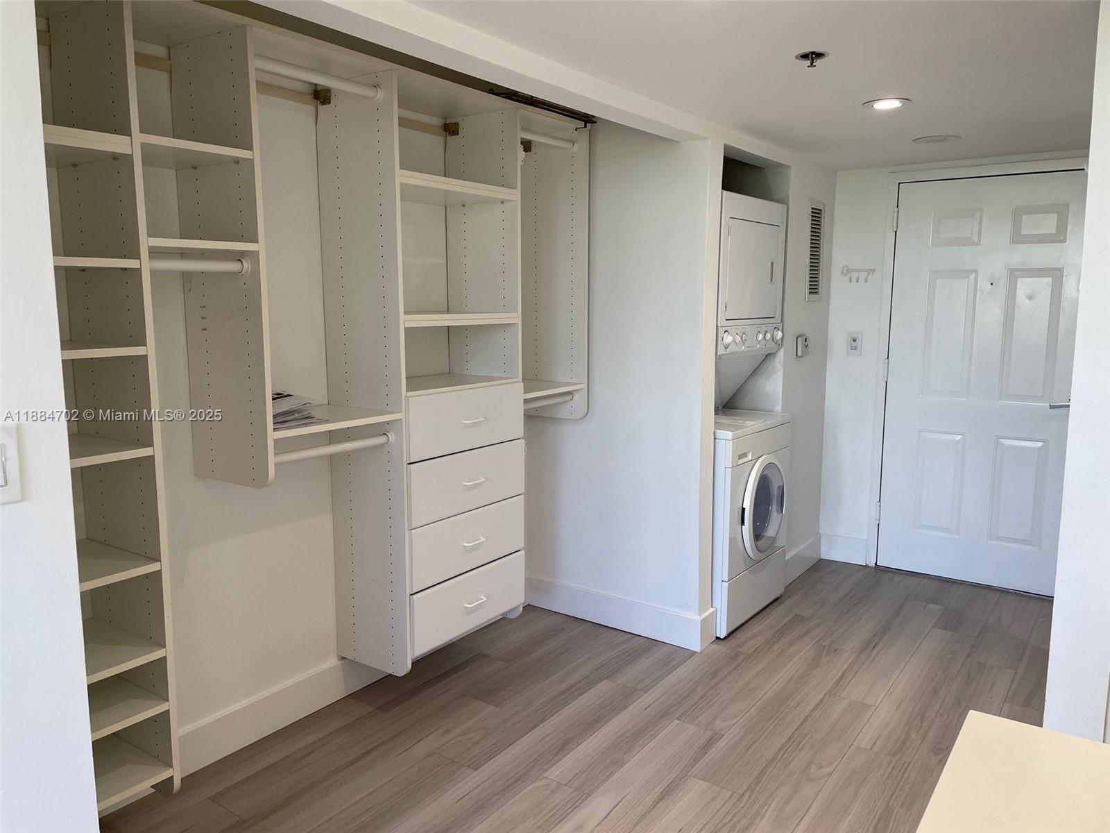 540 Brickell Key Dr # 507
