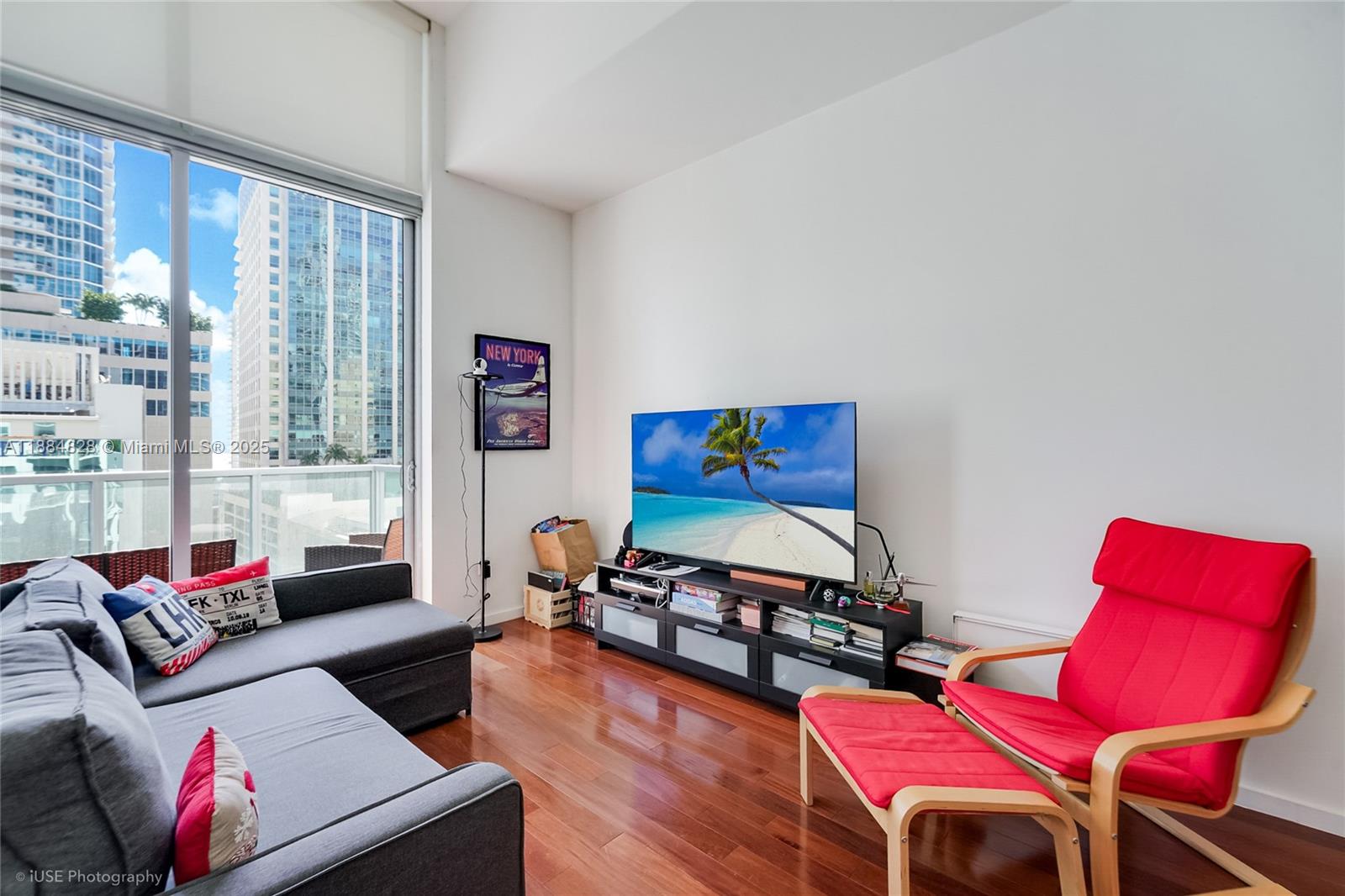 1060 Brickell Ave # 1203