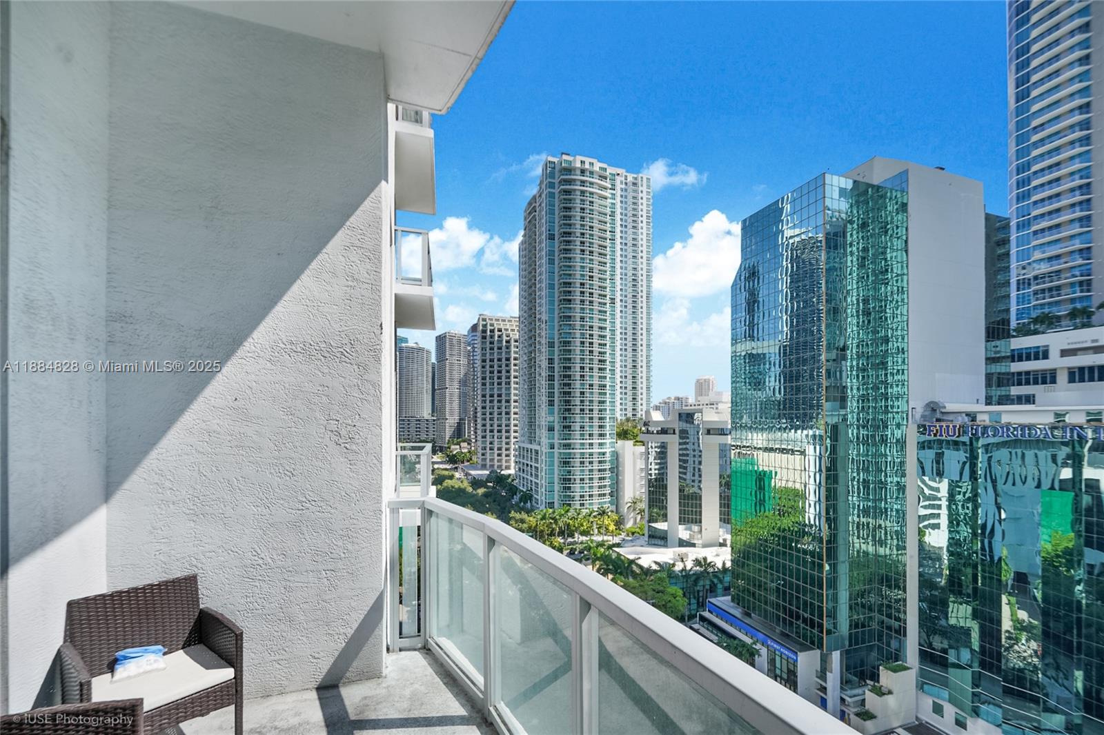 1060 Brickell Ave # 1203