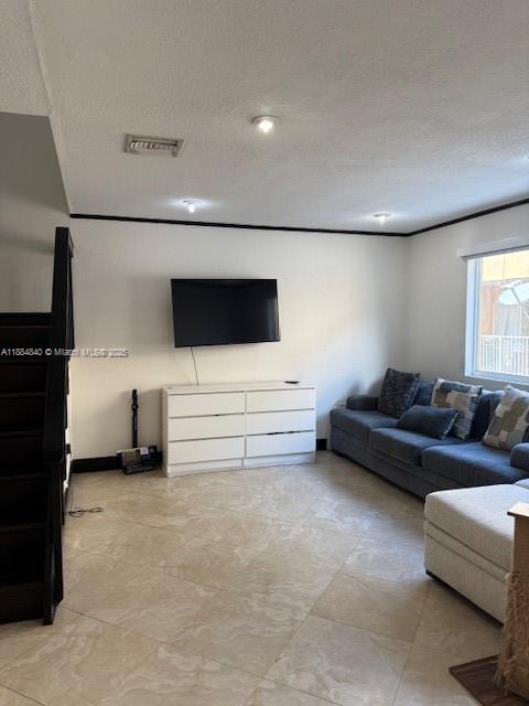 6245 Kendale Lakes Cir # 213