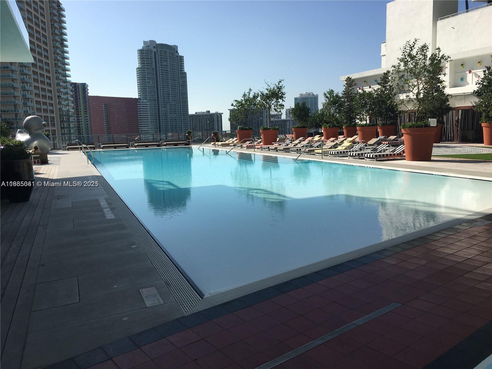1300 S MIAMI AVE Unit: 4003