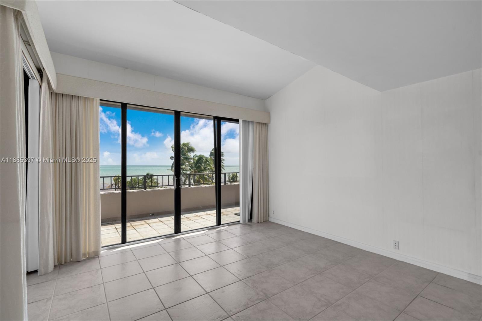 201 Crandon Blvd # 444