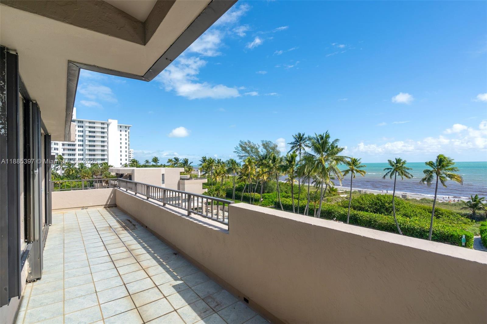 201 Crandon Blvd # 444
