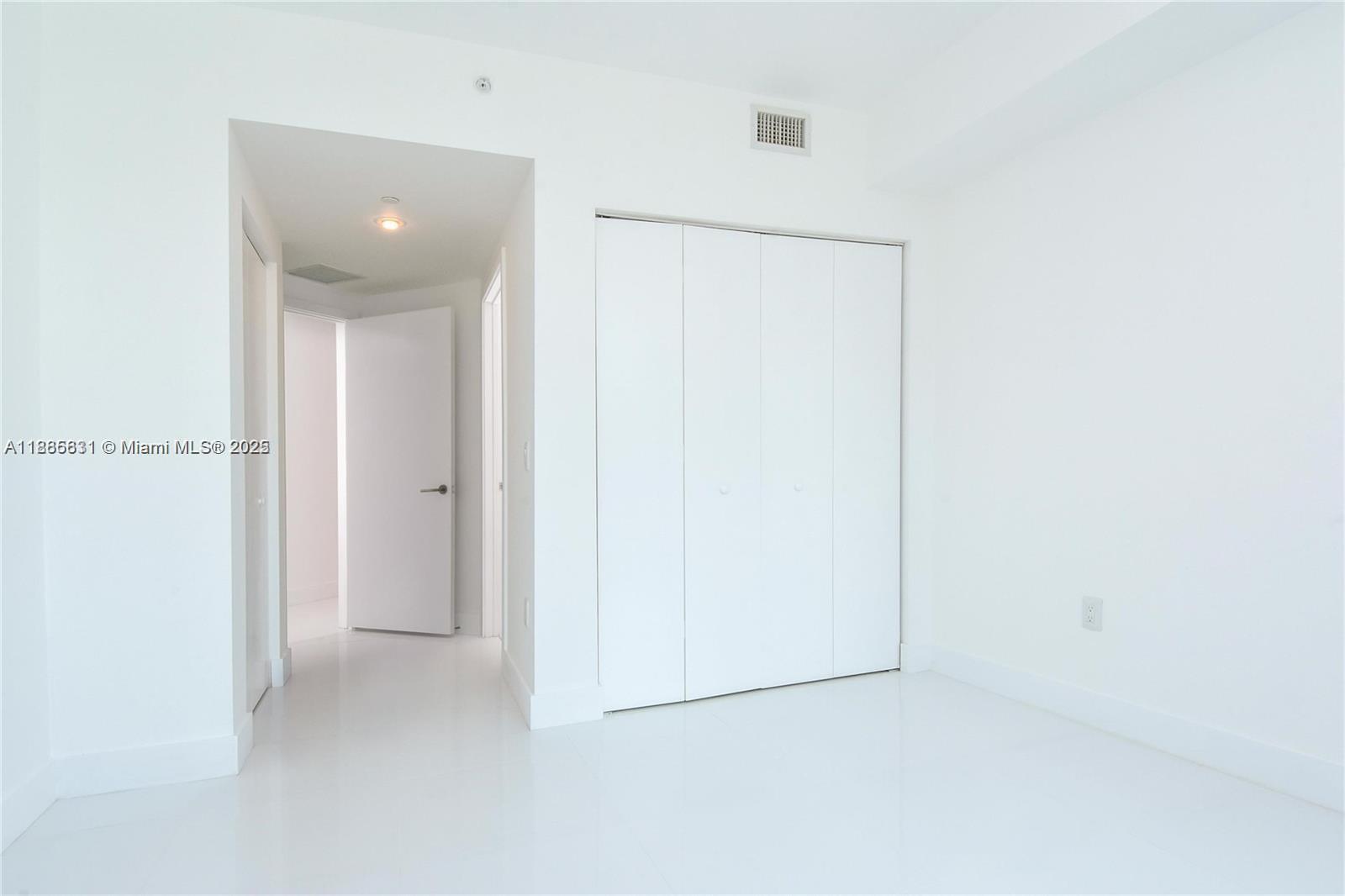 1100 S Miami Ave Unit: 2510