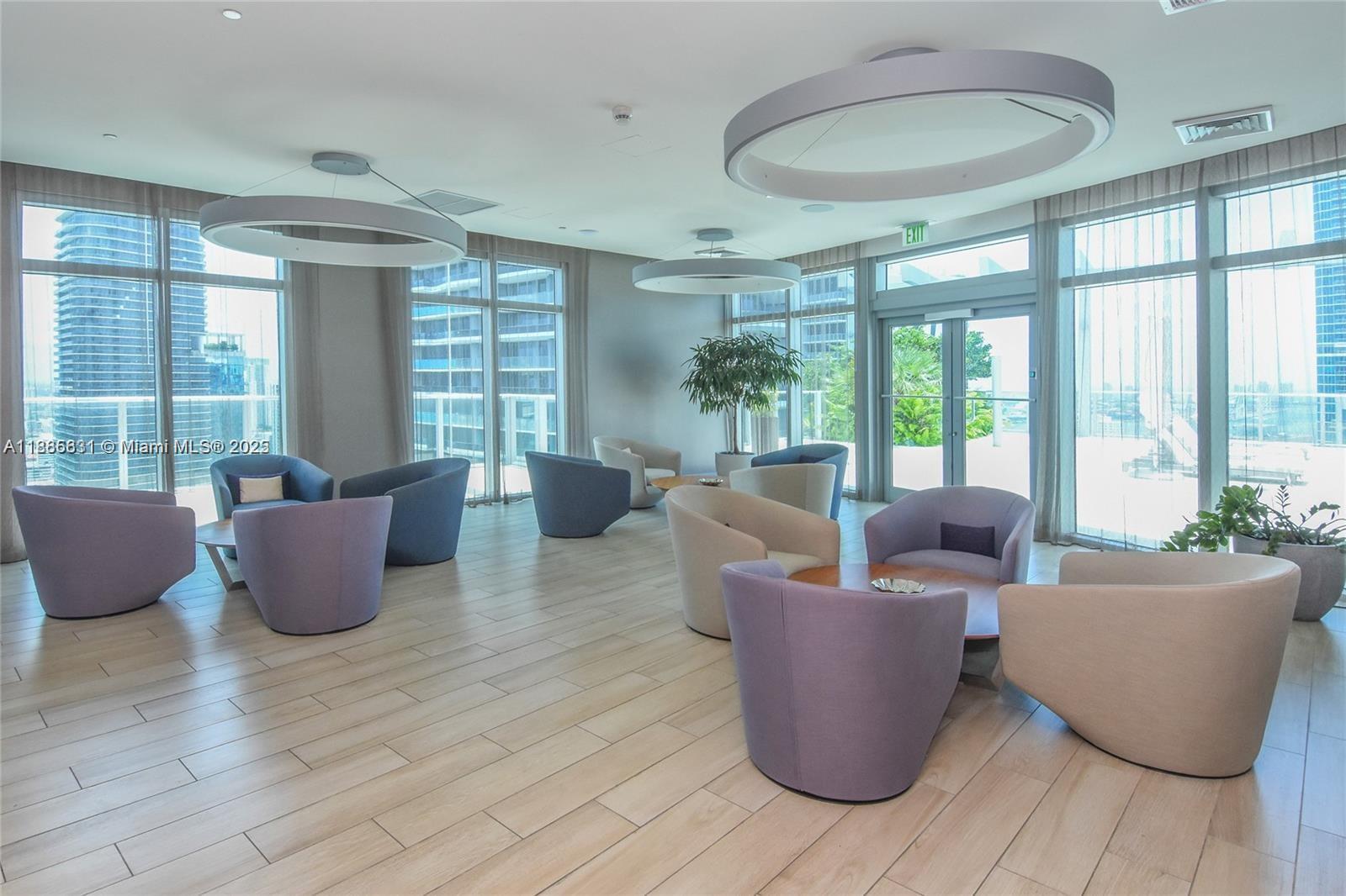 1100 S Miami Ave Unit: 2510