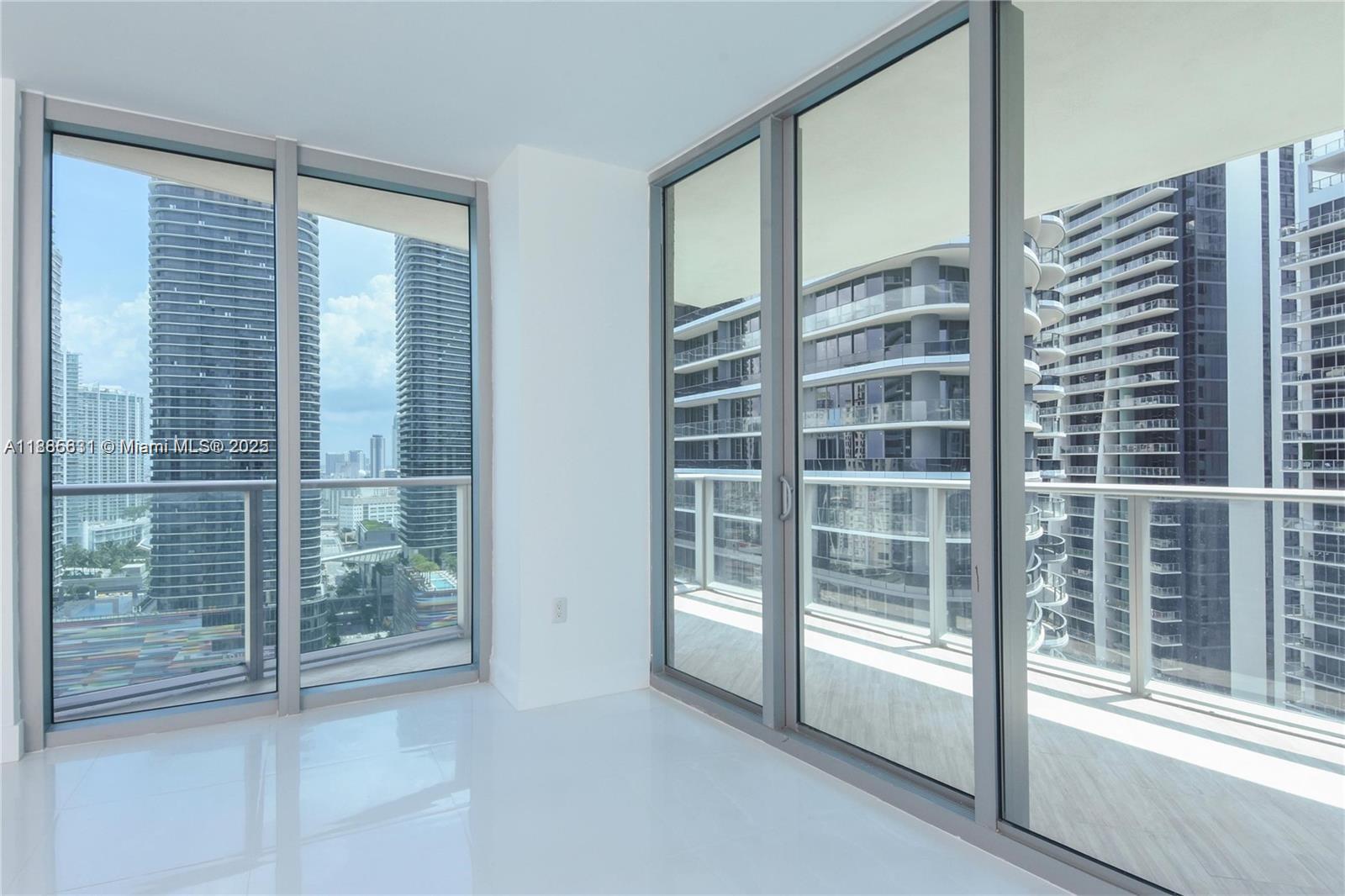 1100 S Miami Ave Unit: 2510