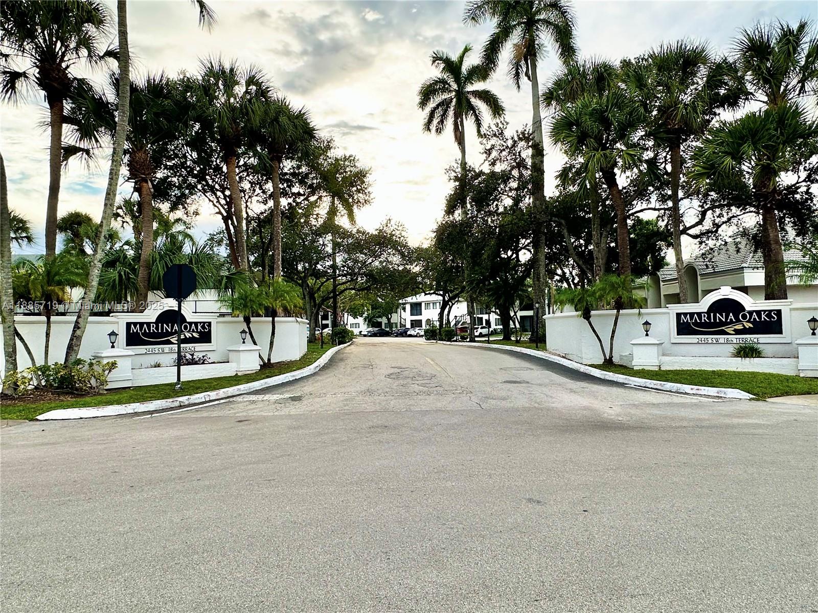 2445 SW 18th Ter # 108