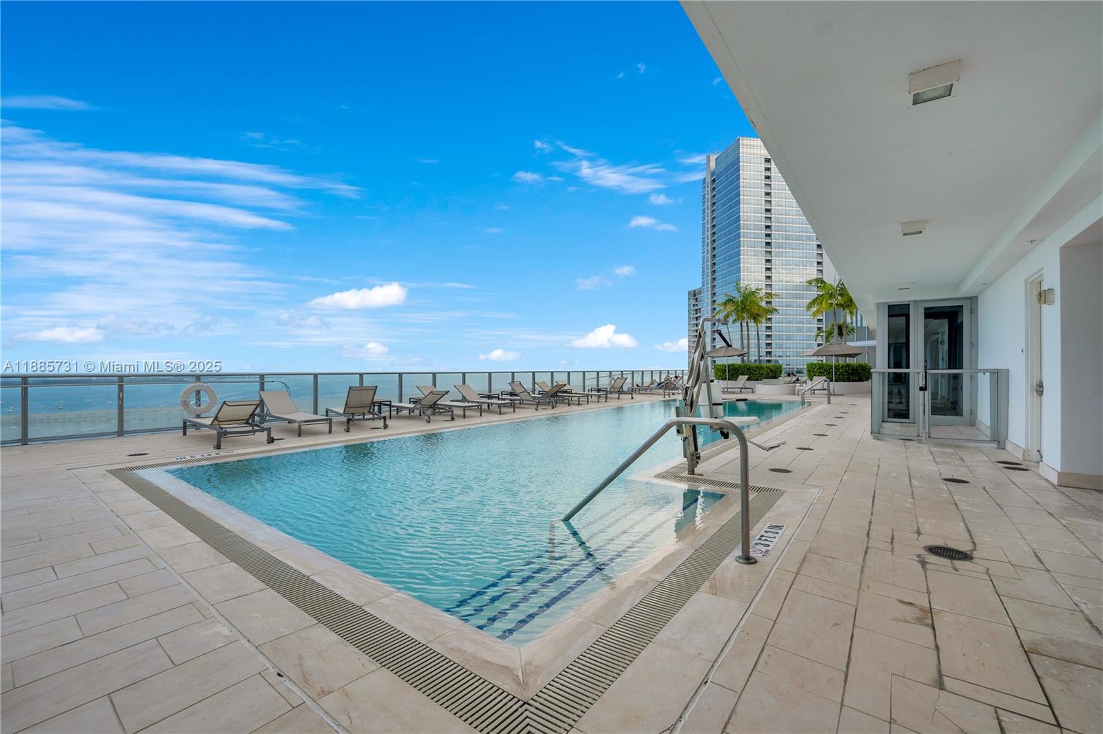 1300 Brickell Bay Dr # 3205