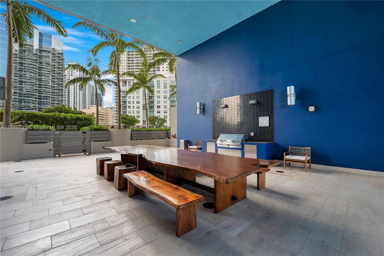 1300 Brickell Bay Dr # 3205