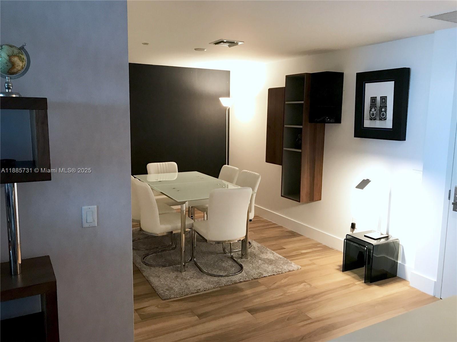 1300 Brickell Bay Dr # 3205