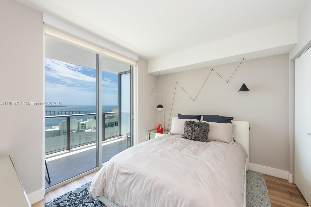 1300 Brickell Bay Dr # 3205
