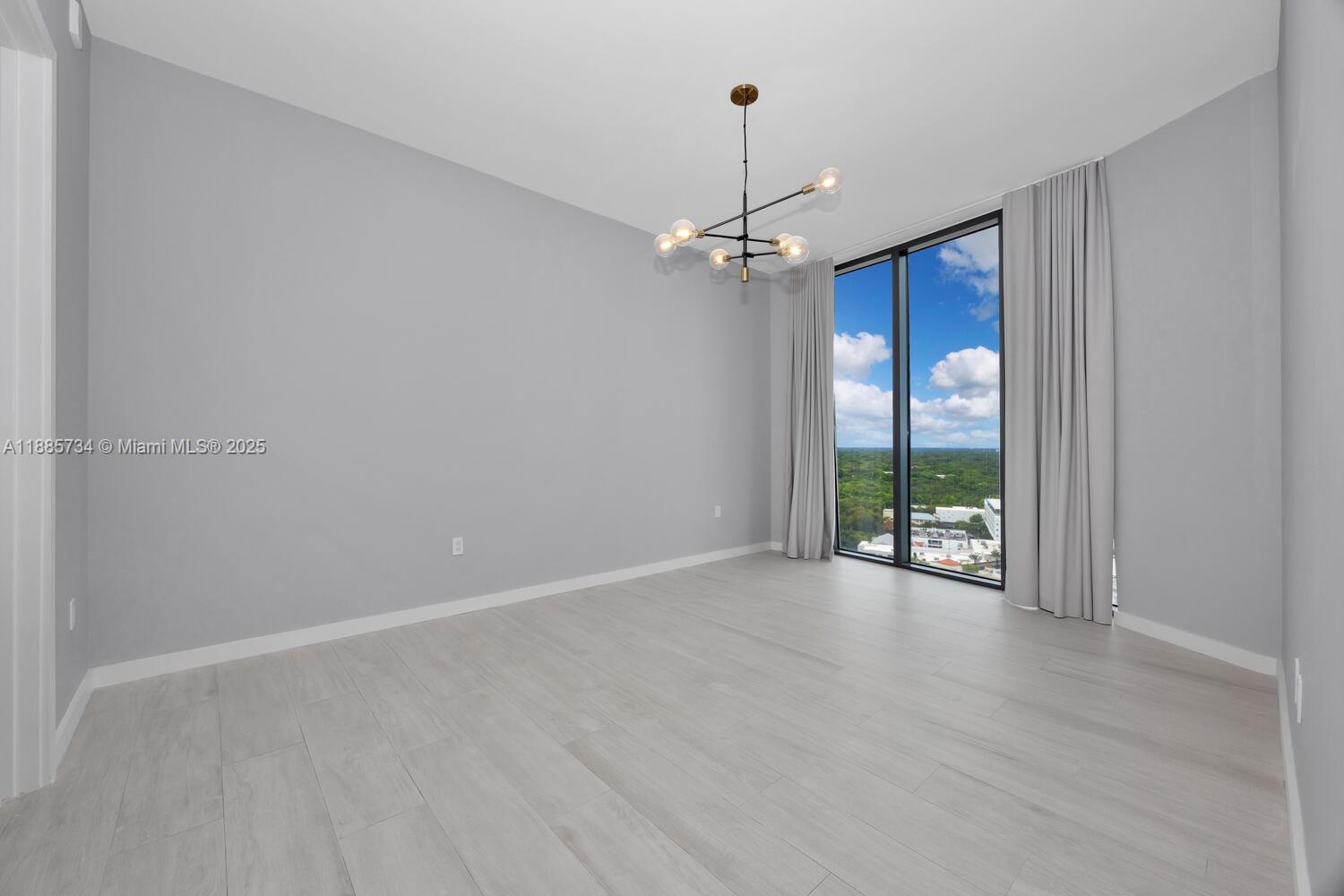 2831 S Bayshore Dr # 2008