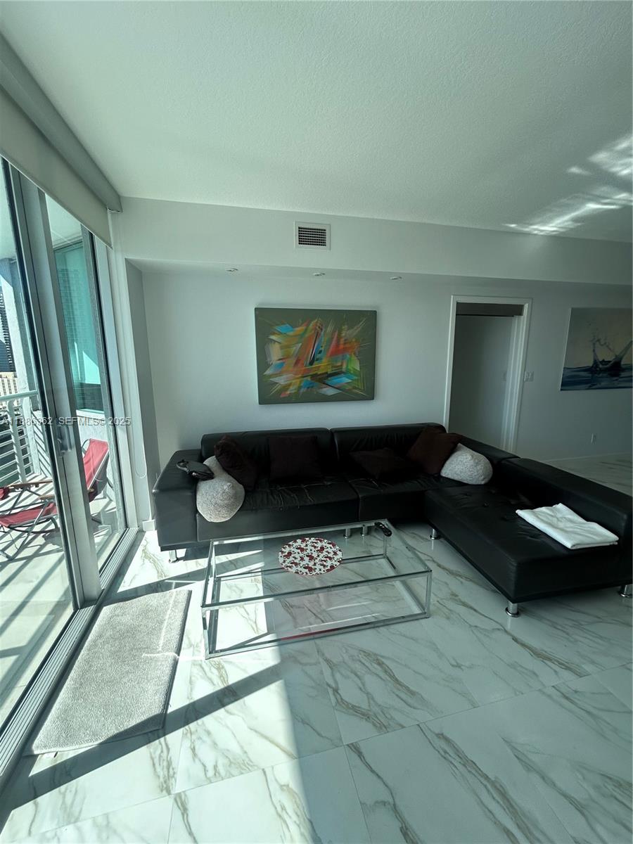 325 S Biscayne Blvd # 2321
