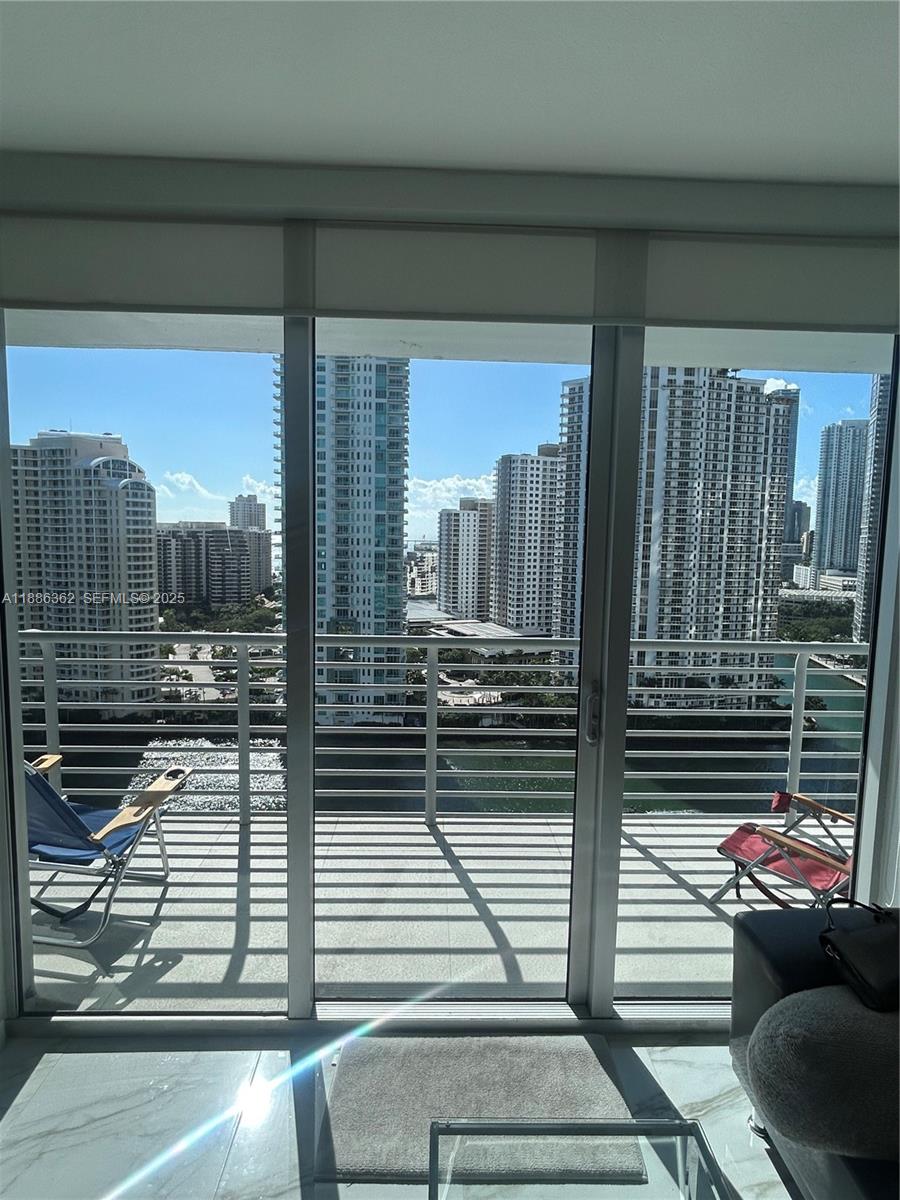 325 S Biscayne Blvd # 2321
