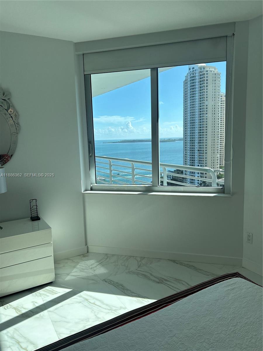 325 S Biscayne Blvd # 2321