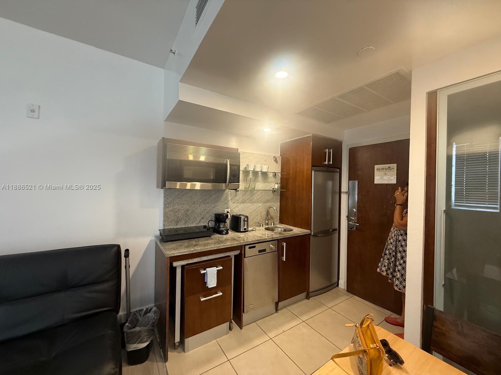 1036 Ocean Dr # B309