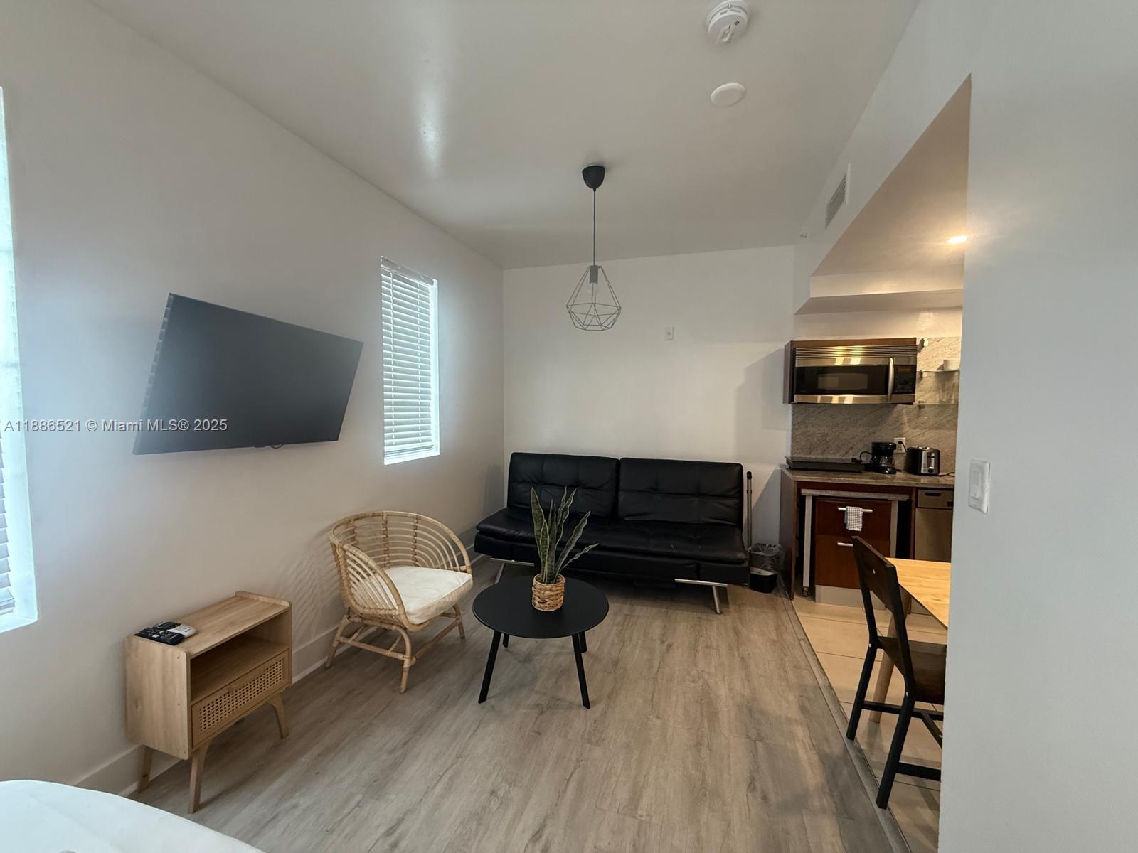 1036 Ocean Dr # B309