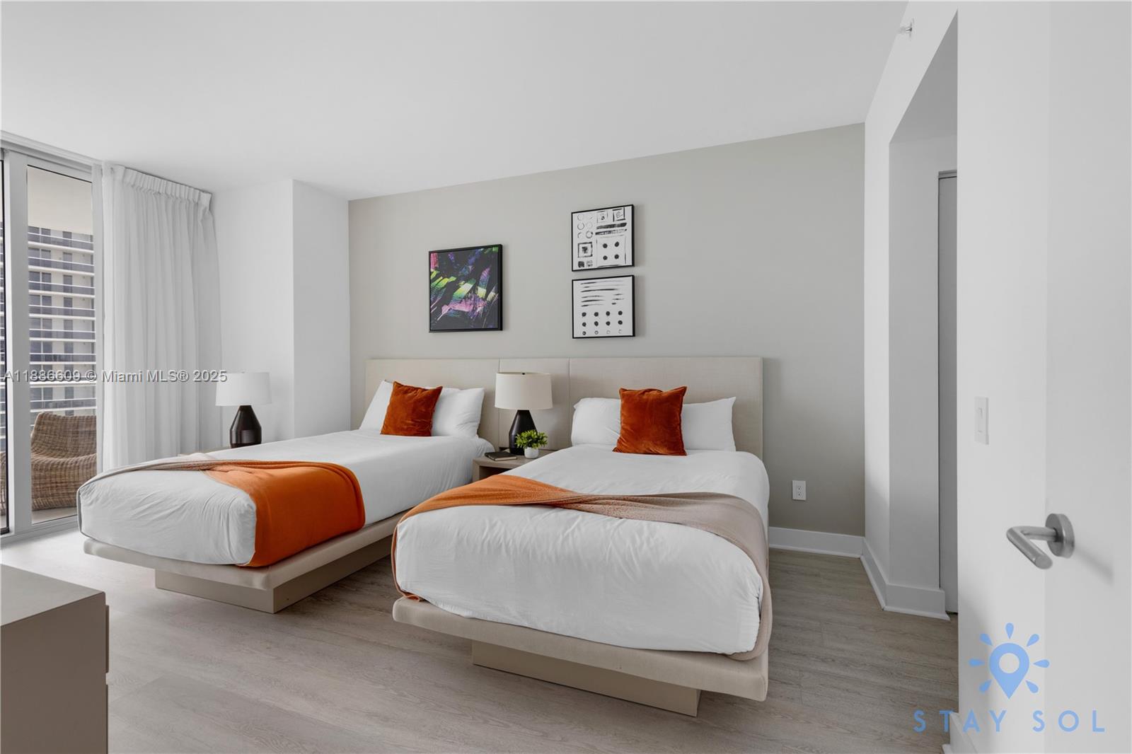 4111 S Ocean Dr # 2605