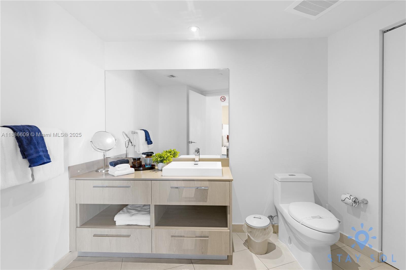 4111 S Ocean Dr # 2605