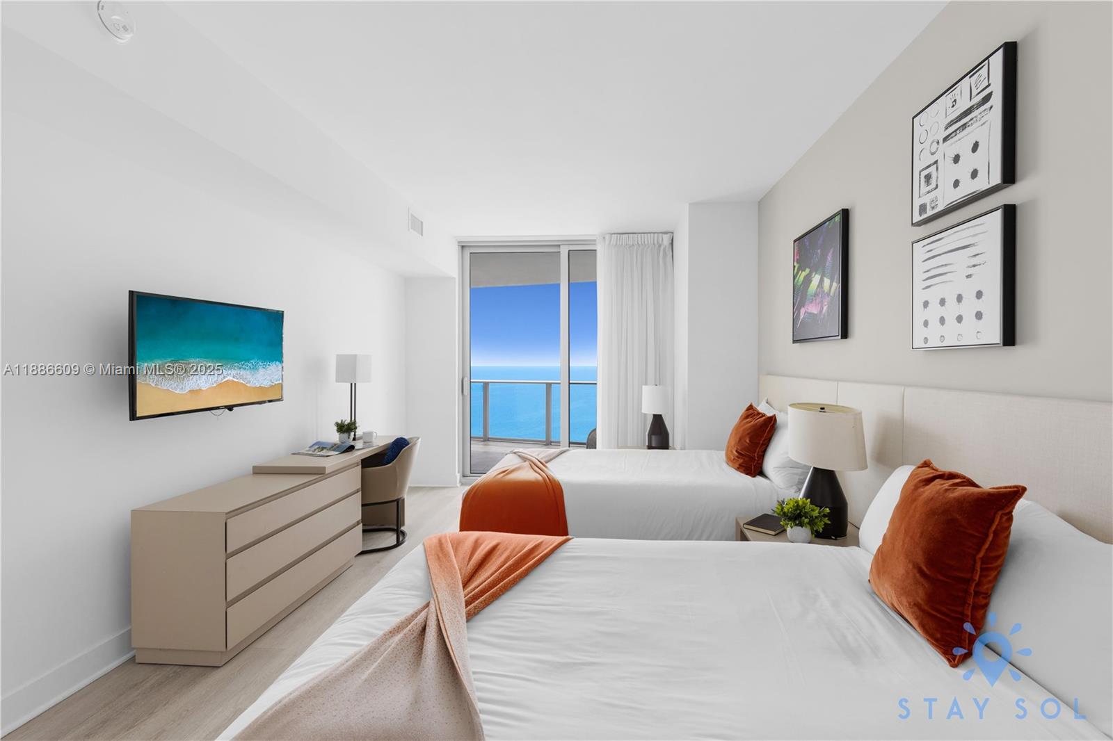 4111 S Ocean Dr # 2605